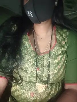 Sexyradha_
