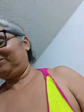 _candi - Aceite en las tetas