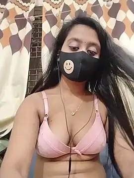 Trisha-26 - Open nude show