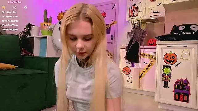 Britney_Lynch - doggy style + touching pussy
