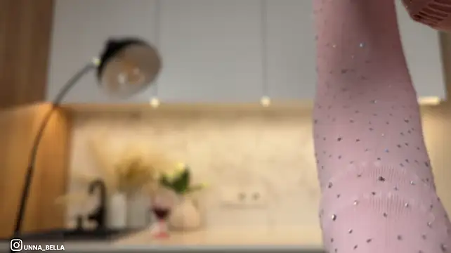 PollyAgata - Bare back tease with some sideboob oops