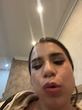 ThaniaJones - Slide your cock into my juicy pussy 🔥
