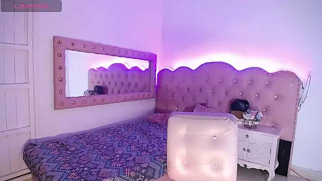 Adhara_Miiller - explicit show cpuple