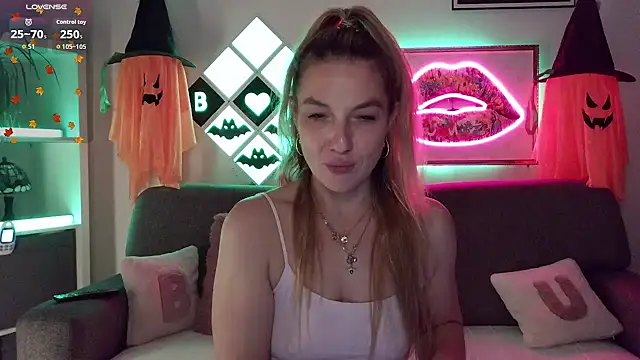 BellaXundXUwe - Domi in Pussy+ 5 Videos LT