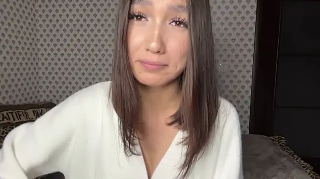 ALittleSurprise - show tits