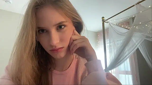 LynellMilleson - be my world then ;3