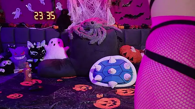 ViGothFox - Fuck 💀Dildo & LT gets 4 min TC DOMI💦🎁
