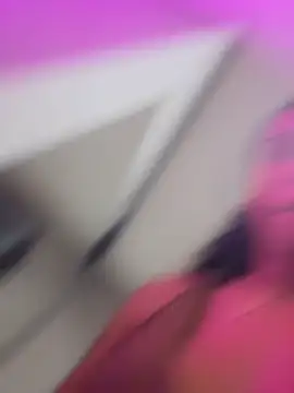 Girl_docinho - SOCANDO dildo no CÚ na ACADEMIA👿👿👿👿