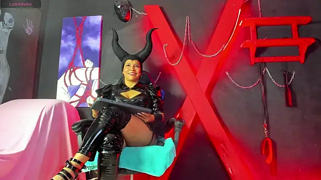 Lorenawatson - Slap my faceX3