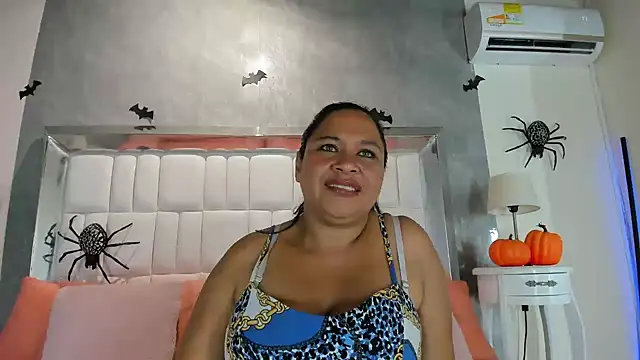 JhoanaHernandez - Ass Spanking