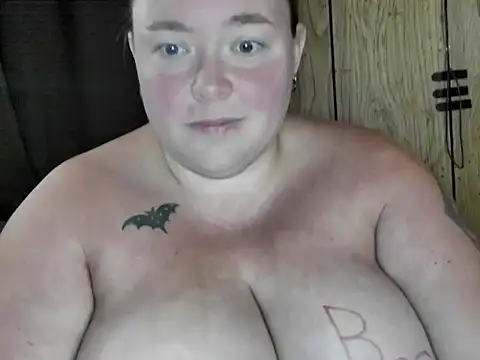 Ladylynn13 - Dildo Pussy Play 5min+Ur name on tits