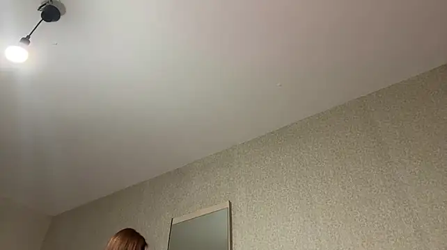 LoriannLasater - Squeeze my tits <3
