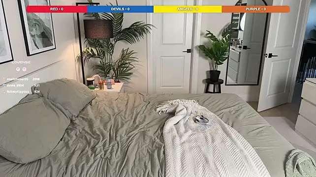 Lilpinkbean - Play with boobs