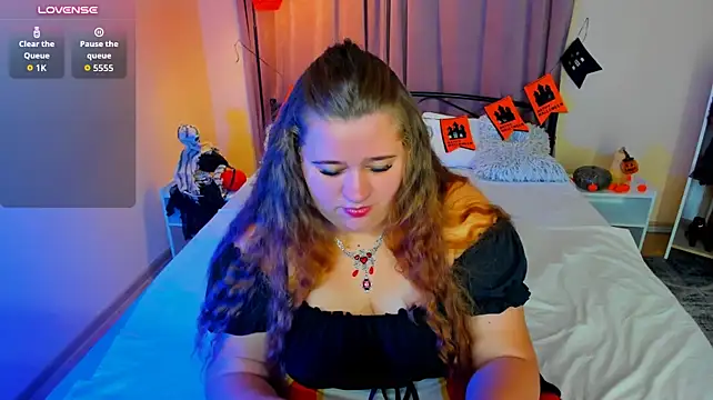 Bella_Blvck - Light Spanking 🥰😈🤩