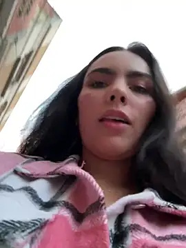 Maddy_Rouse_ - Masturbate your pussy in secret for me🥵