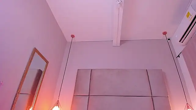 Jadetorres_ - ✨😈Squeeze ass✨😈