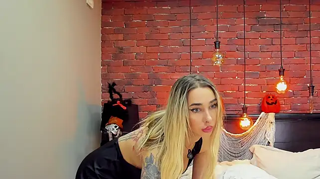ChristynaRoss - SQUIRT SHOW