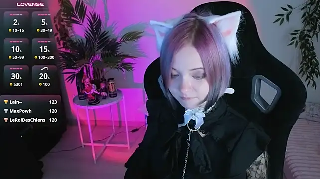 Hikkacat - (◕‿◕✿) Ahegao + airkiss