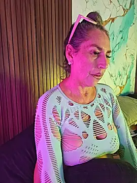 Lossexycacha - show those big tits