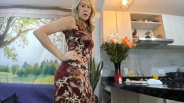 Ashleymilf_1 - make me wet, touch vibrate