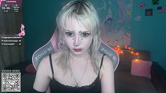 Mollycutiestar - FREE SHOW WITH DILDO 20 MINUTES