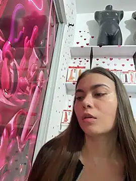 Rapunzel069 - show ass+ Spank ass 5x 🍑👋 + oil