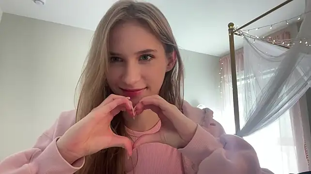 LynellMilleson - be my world then ;3