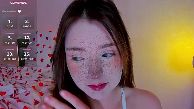 Lexxxxxxi - play tits