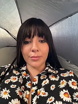 AlanaRouss - squirts in public
