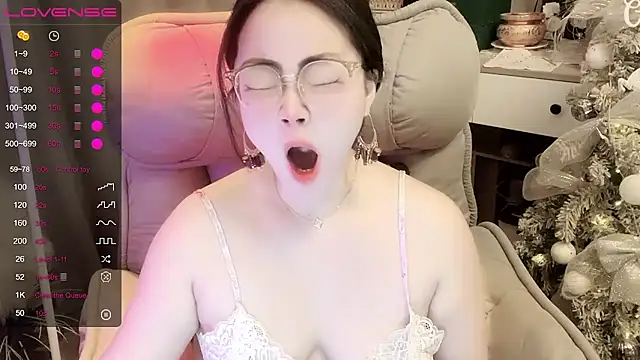 Monica-666888- - 👵奶奶痛，，，，精油按摩奶奶👵~快点恢复~~