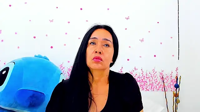 HorniestMilf - SQUIRT