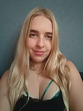 Lina_streaming - Show Boobs and play🥵💦