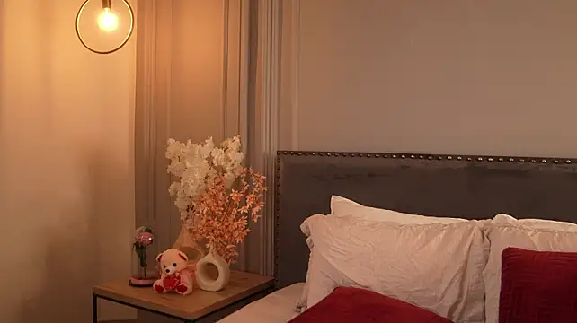 IrisBaker - show tits❤️
