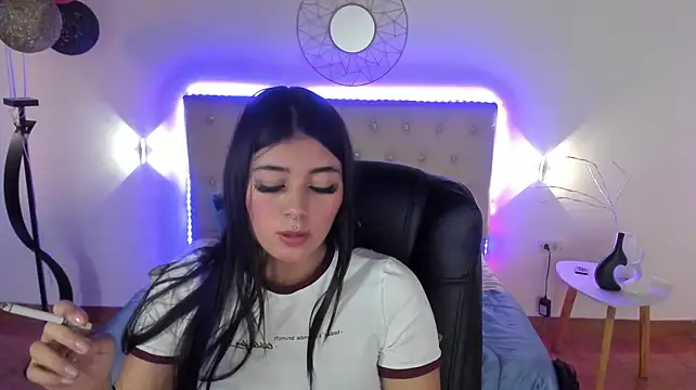Gabriella__live - show tits + oil