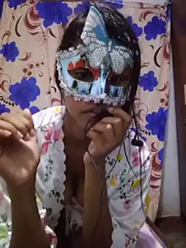 ChutiIshu - Milk show