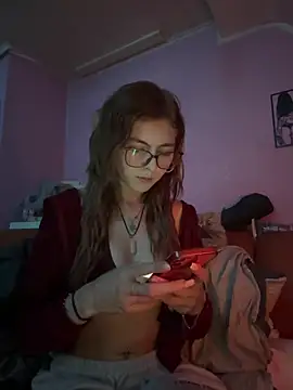Alina-420 - Suck my finger