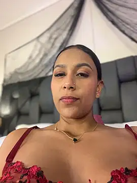 MiilaBlake - DEEP FINGERING UNTIL WET