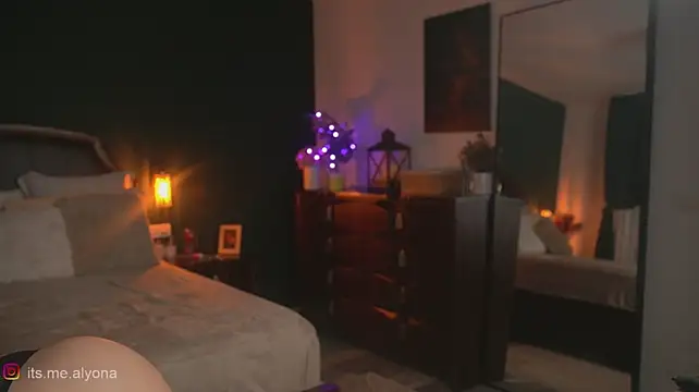 Alyonaqueen_