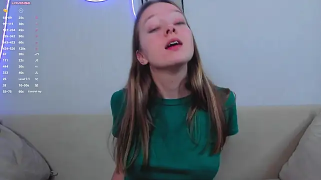 PatricaBellitti - show panties + topless