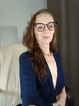 Eileen_Hart - sensual dance + handbra