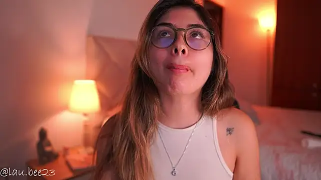 Lau_Bee - blowjob show😛