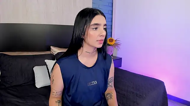 Abriil_cutee - SPANK ASS