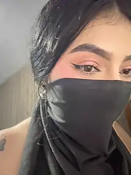 Zharaaa18 - I touch my delicious vagina naked🌸🤭
