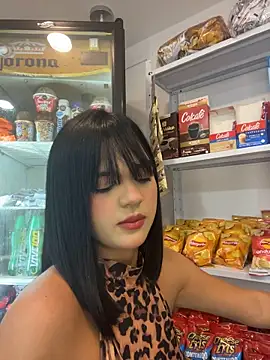 Bella-Ferrer - 5 min in doggy for you