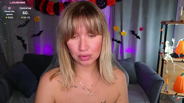 MilaBott - anal plug in my ass and doggy