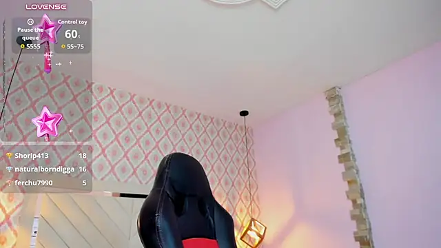Clarise_hall3 - plug in my ass please love