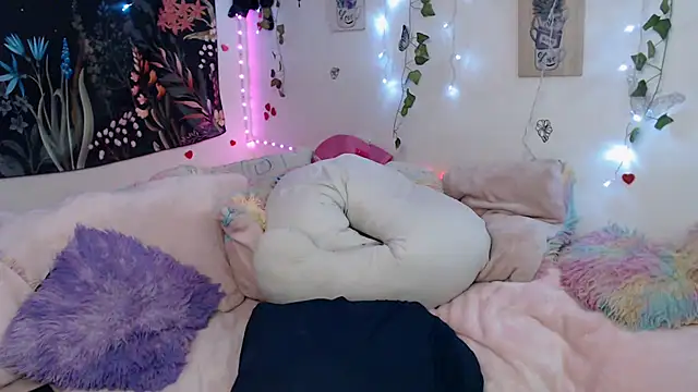 Emillyy_m - fill my mouth with your cum