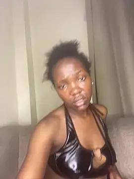 Sexyie_Berb - SPIT ON TITS