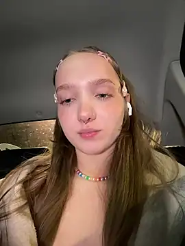 Bambi_lu - take off panties behind UBER driver🍓