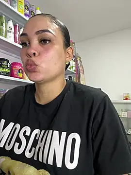FOX_LATINA - Squirt in face
